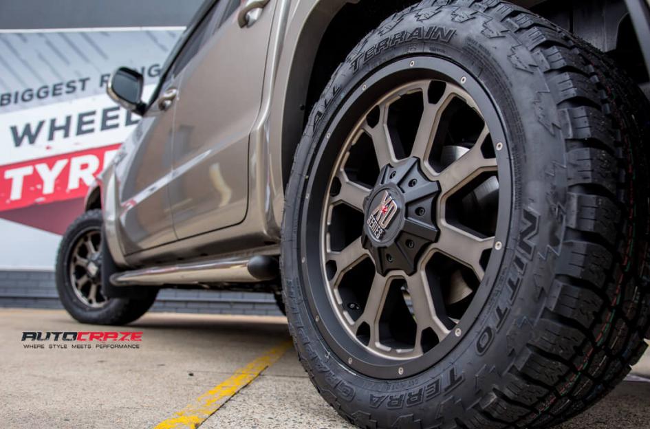 VOLKSWAGEN AMAROK BUCK 25 XD MATTE BLACK MACHINED FACE